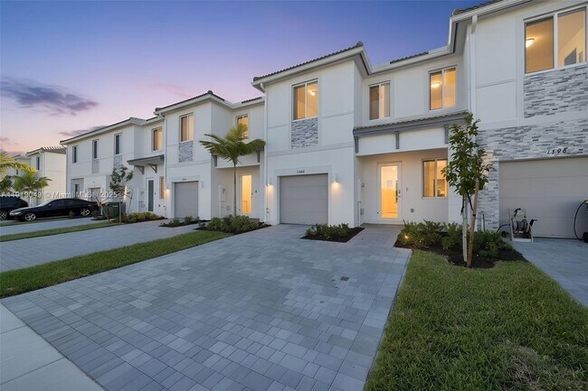 Photo - 1400 SE 6th Rd