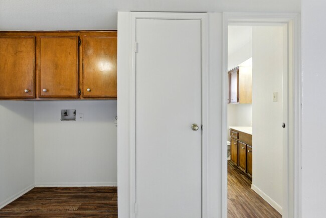 Photo - Hollock Square