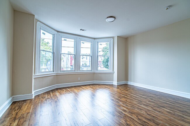 Photo - 4129 W Girard Ave Unidad 2