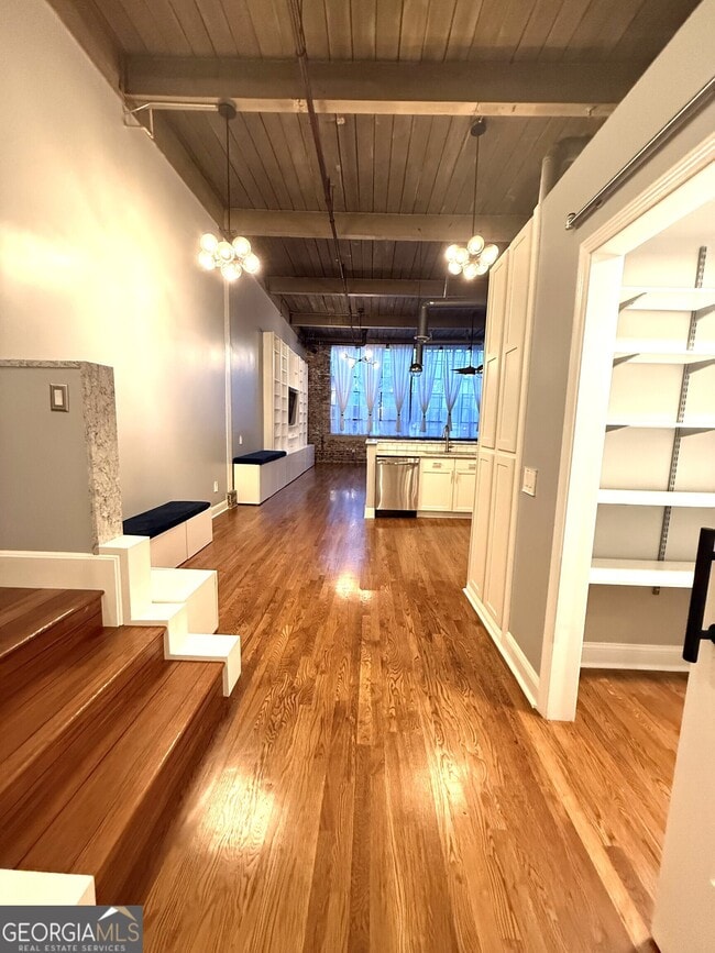 Photo - 210 Walker St SW Unit 8