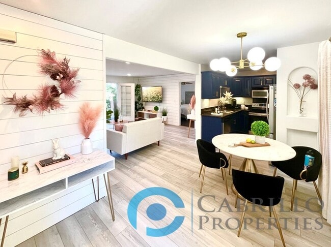 Photo - Beautifully Renovated 2BD/2BA Condo with I... Unit 208