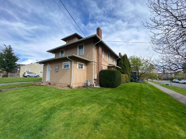 Photo - Walk to Downtown & Waterfront from Lettered Streets | 1BR Gem for $1,400/mo Unit #4