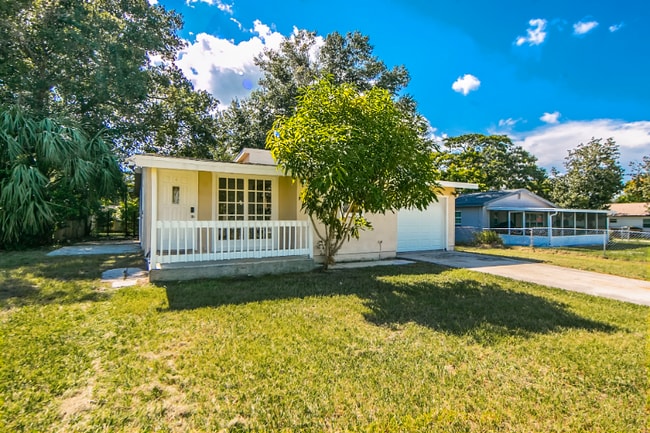 Photo - 2426 S Maple Ave