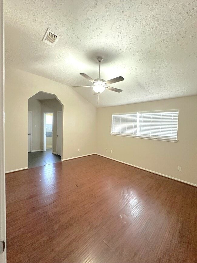 Photo - 21314 Highland Knolls Dr
