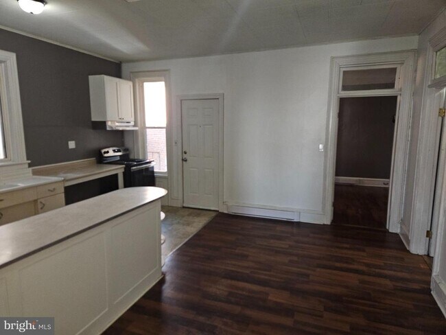 Photo - 181 S Tulpehocken St