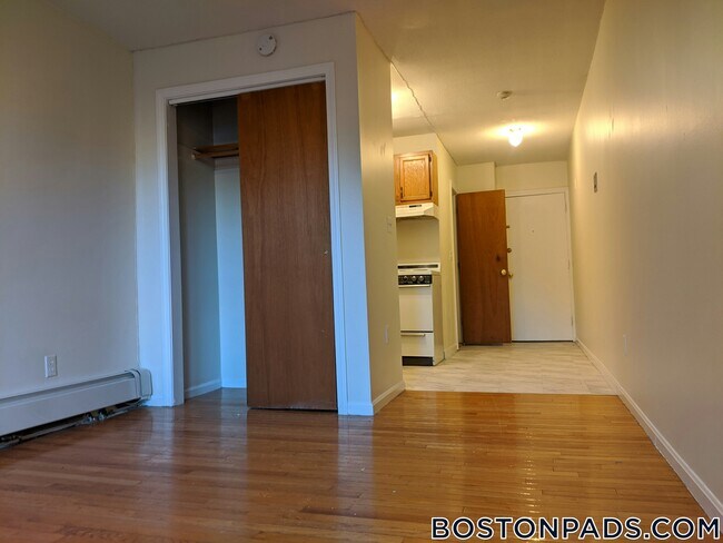 Photo - 8 Wait St Unidad 303