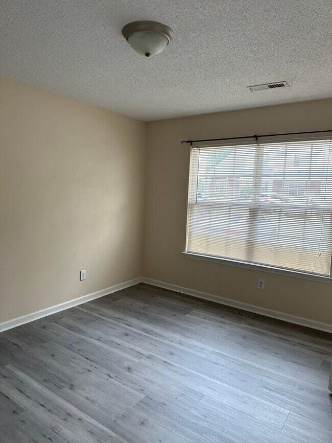 124 Malamute Ln