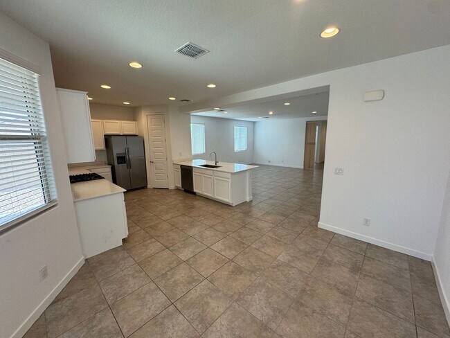 Photo - 24515 N 165th Ave