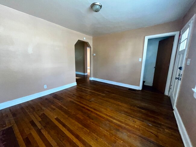 Photo - 728 Harrison Ave NW