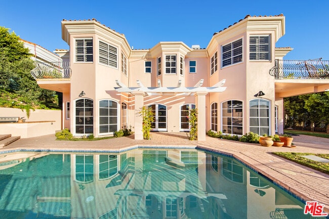 Photo - 1415 Cuesta Linda Dr