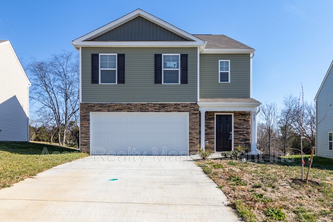 Photo - 327 Everleigh Cir