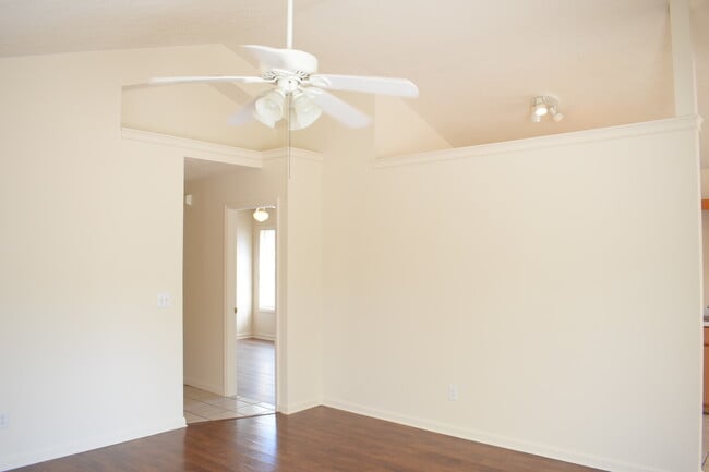 Photo - 6901 Southern Exposure