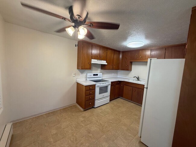 2825 5th Ave Unidad JTAM Properties - 2825 5th Ave Apt 3