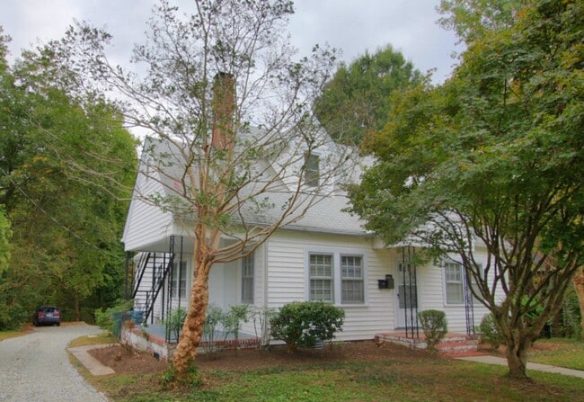 Photo - Charming 2 Bedroom Duplex in Lakewood!