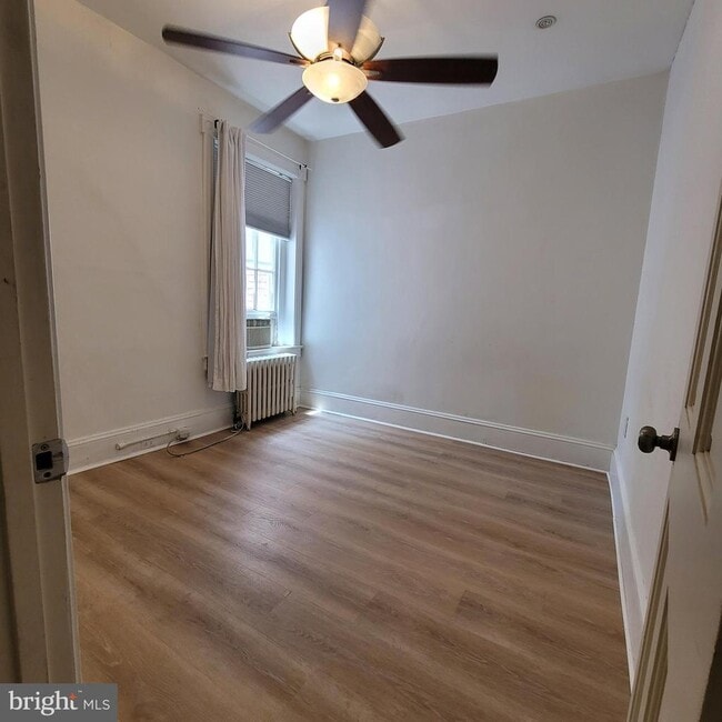 Photo - 3142 O St NW