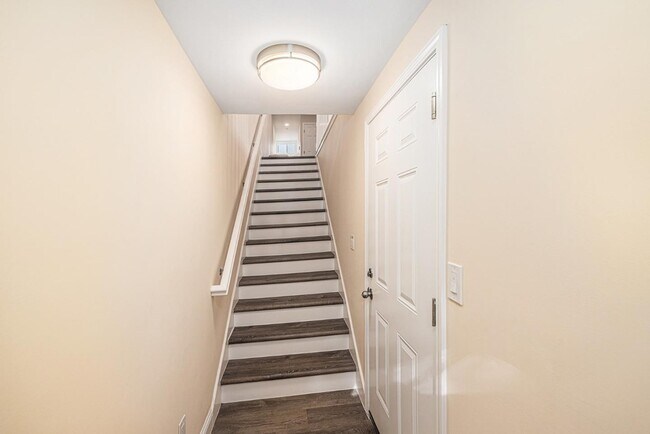 Photo - 2531 Wallace St