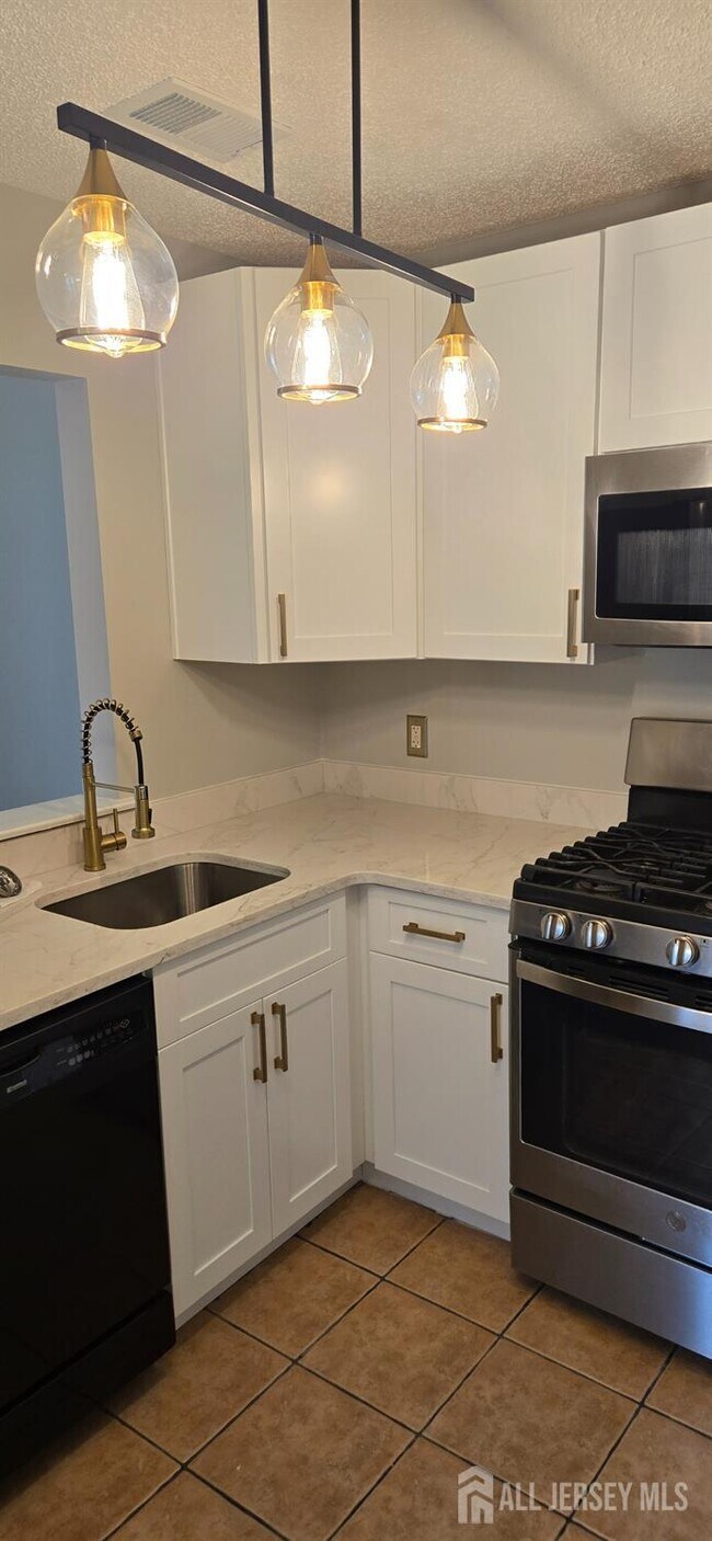 Photo - 3015 Lighthouse Ln