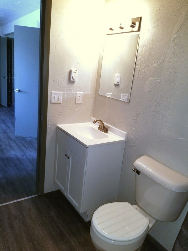 Photo - 203 Clairmont Ct Unit 4