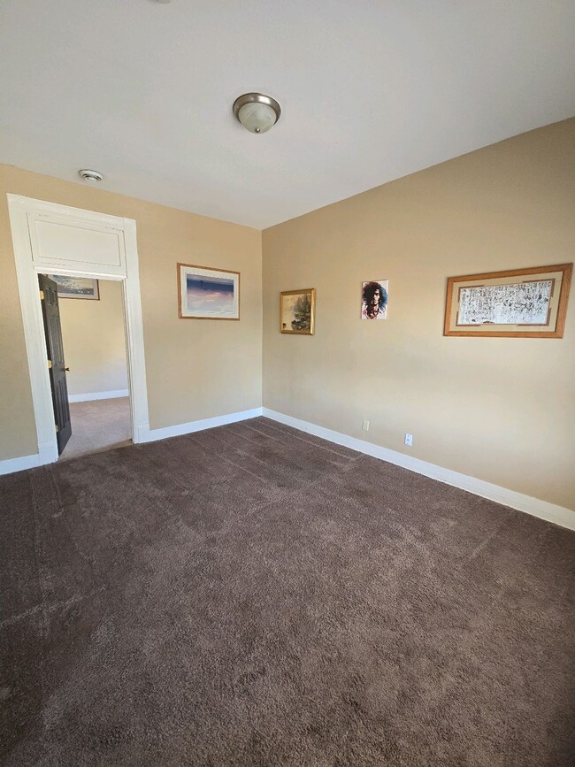 Photo - 600 W Rogers St Unit 3