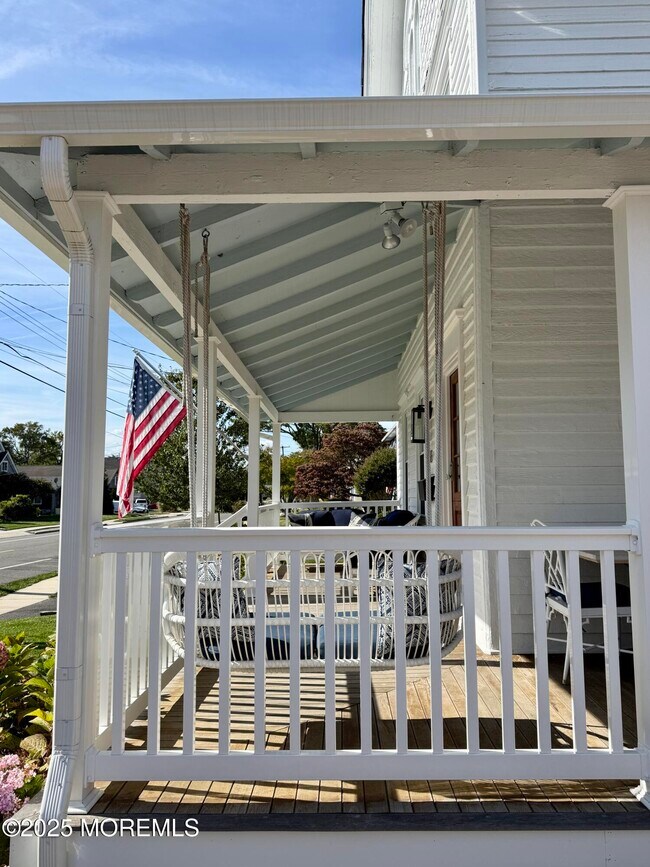 Photo - 258 Osborne Ave