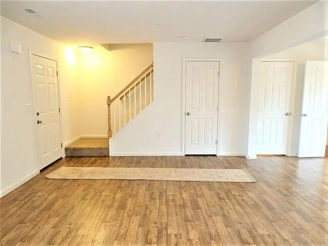 Photo - 149 Cedarwood Dr