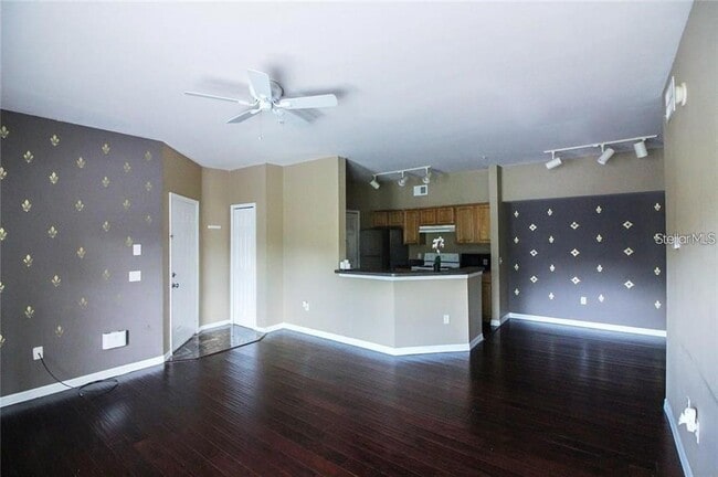 Photo - 6029 Westgate Dr Unit 725