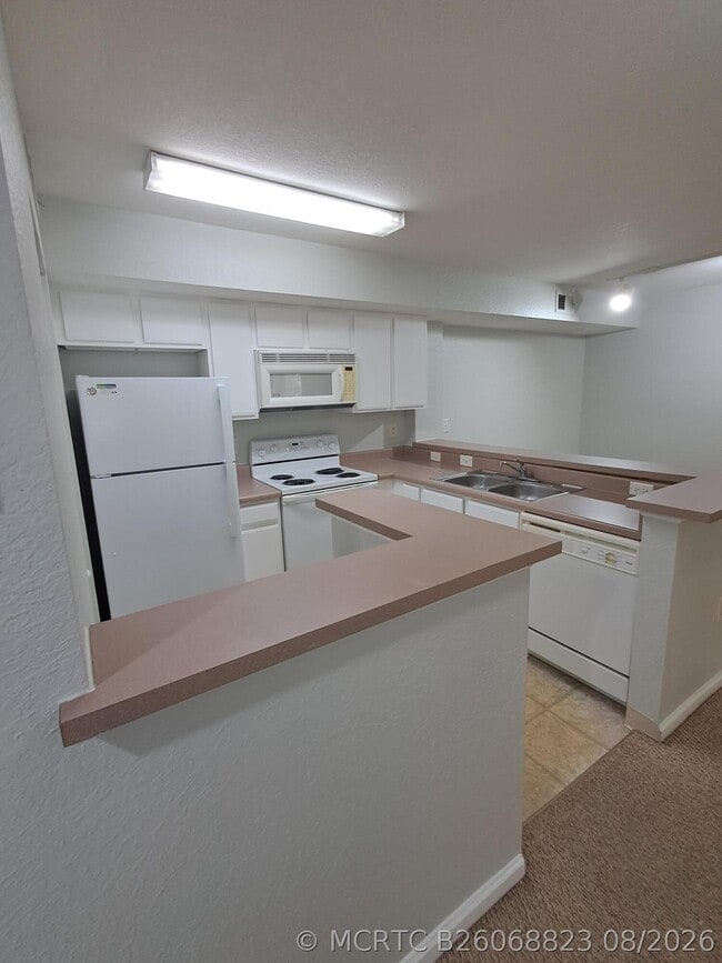Photo - 161 SW Palm Dr Unit 204
