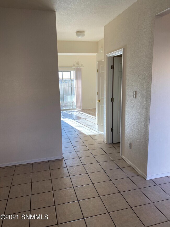 Photo - 450 Ithaca Ct Unit 18