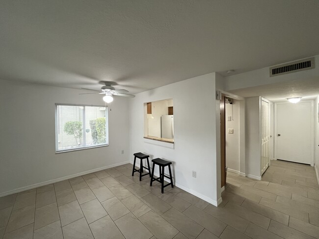 Photo - 525 Conway Rd Townhome