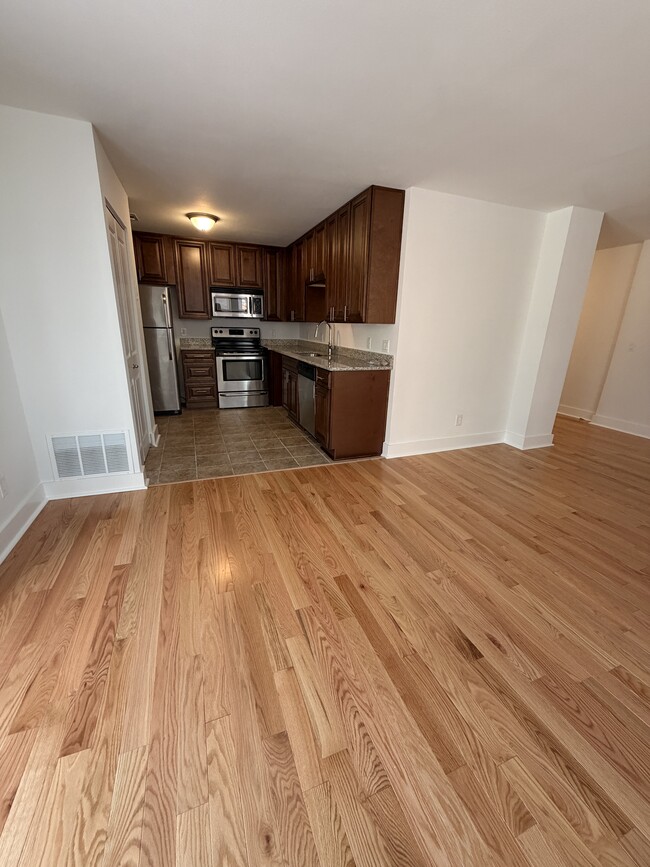 Photo - 5630 Pershing Ave Unit 20