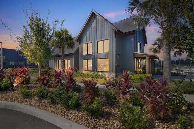 Canter Luxury Apartment Homes