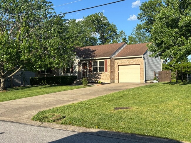 Photo - 1708 Deer Run Dr