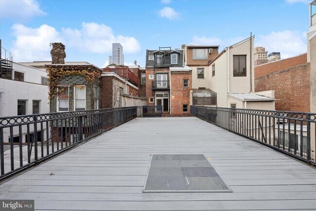 Photo - 251 S 12th St Unit 2