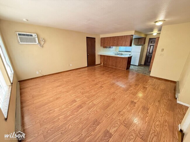 64 W Mead Ave Unidad B