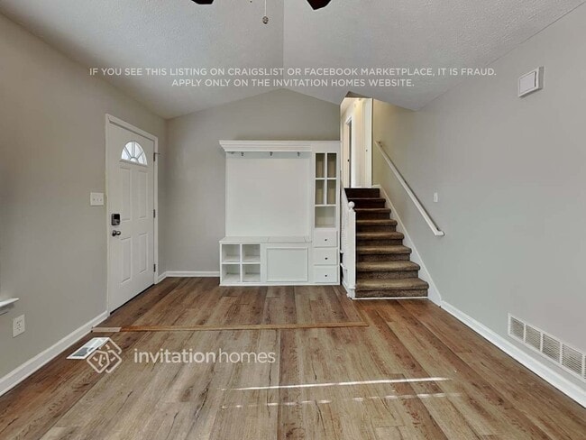 Photo - 176 Hale Haven Dr