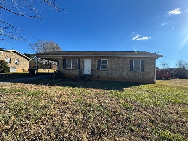 Building Photo - 3/1 in Shelby, NC