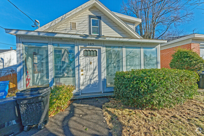 Building Photo - 105 Hazelhurst Ave Rental