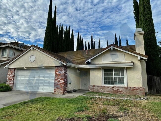 Single Story Spanos 3-Bedroom, 2-Bath Home... - Single Story Spanos 3-Bedroom, 2-Bath Home...
