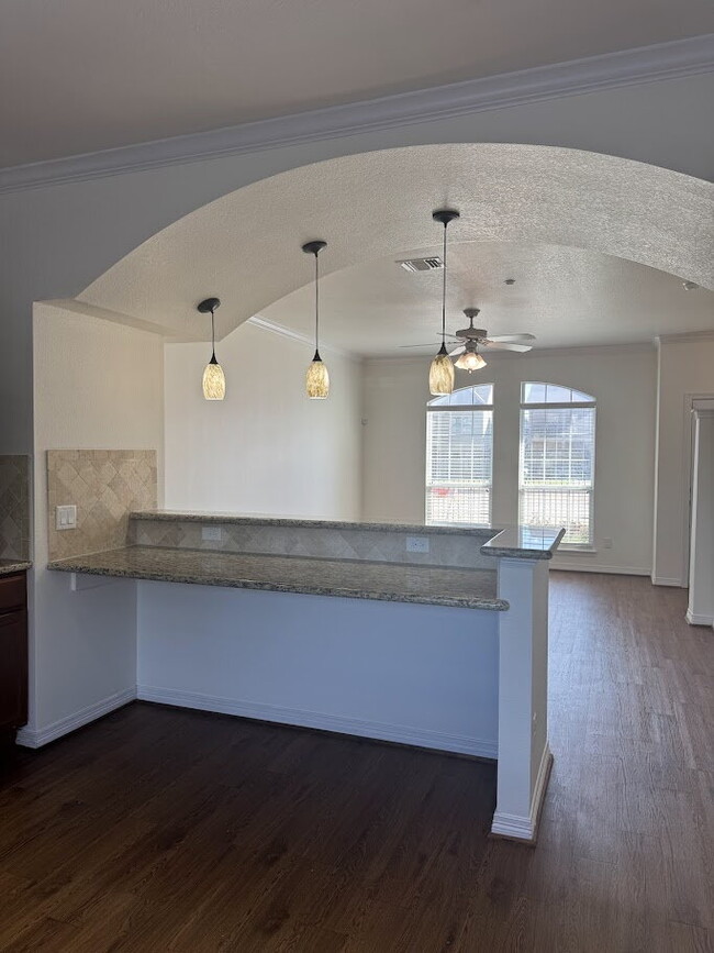 Photo - 4 Bedrooms and 4.5 baths in College Station Unit 1702