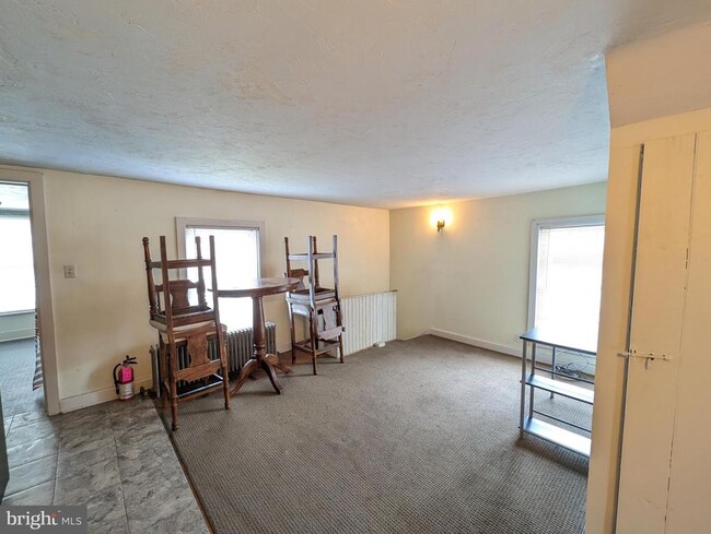 Photo - 115 Chambersburg St