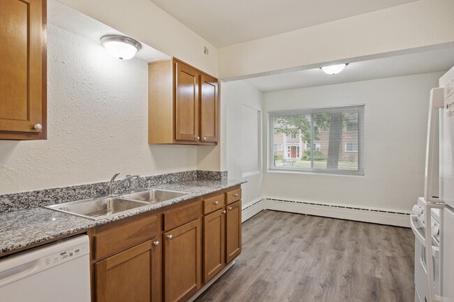 Oakview Apartments