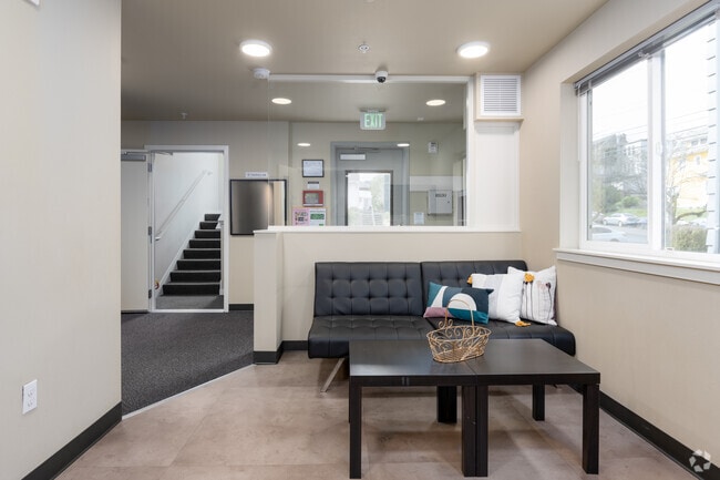 Vestíbulo comunal de Cantor - Aubrey Studios