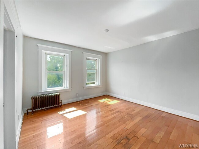 Photo - 1363 Delaware Ave