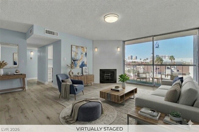 Building Photo - 725 N Royal Crest Cir Unit 237