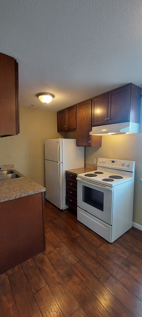 Photo - 2122 D St Unit 2122-2