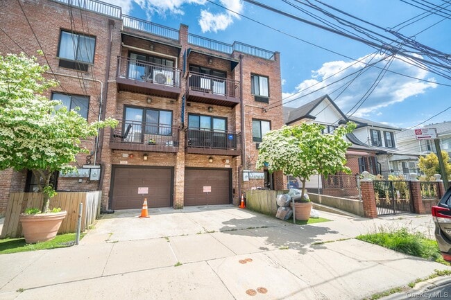 Photo - 175-24-17589 89th Ave Unit C