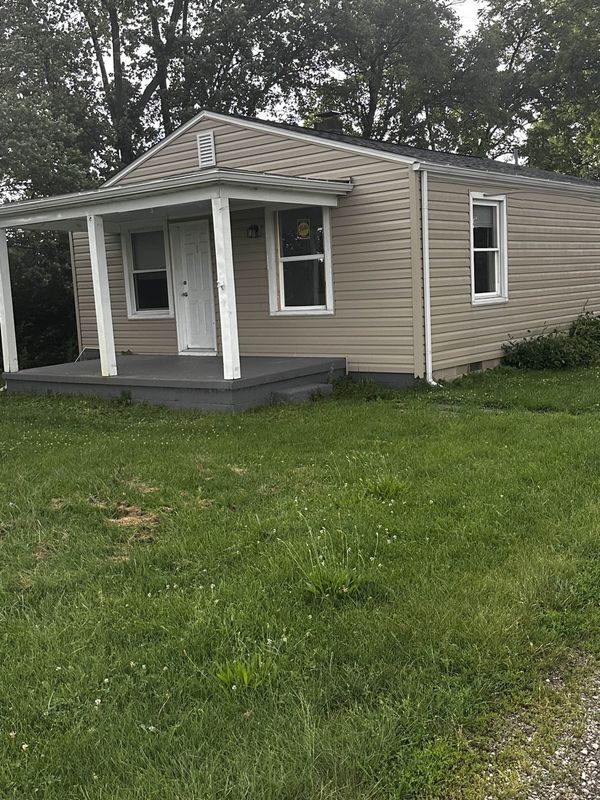 Photo - 4681 OH-142 House
