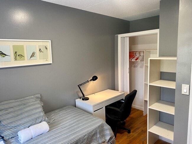 Photo - 315 E Mt Eden Ave Unit Apt 3