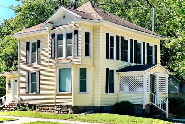 Photo - 400 W Washington Ave House
