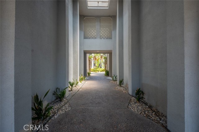 Photo - 432 S Sierra Madre Blvd Unit 2